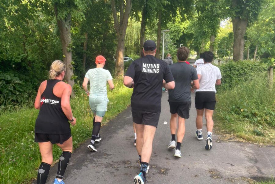 Nonstop Run Club x Sport2000 x Mizuno